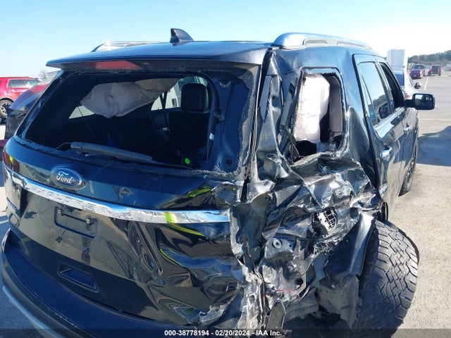 Ford Explorer Limited 2017 1FM5K7F89HGC38398 Image 18