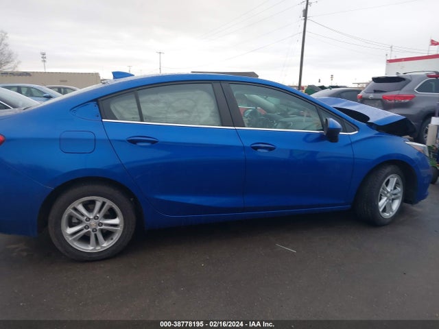 Chevrolet Cruze Lt Auto 2018 1G1BE5SM9J7150746 Image 13