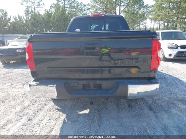 5TFRM5F15JX134147 Toyota Tundra Sr5 4.6l V8