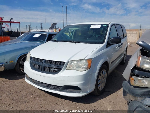 RAM Cargo Tradesman 2014 2C4JRGAGXER428637 Image 2