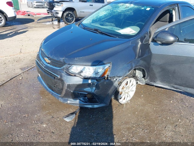Chevrolet Sonic Lt Auto 2019 1G1JD5SB8K4109766 Image 6