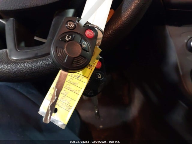 Ford FOCUS SE 2017 1FADP3F26HL267148 Image 11