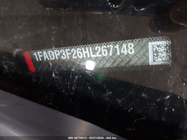 Ford FOCUS SE 2017 1FADP3F26HL267148 Image 9