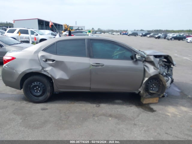 Toyota COROLLA LE 2018 2T1BURHE7JC031464 Image 13