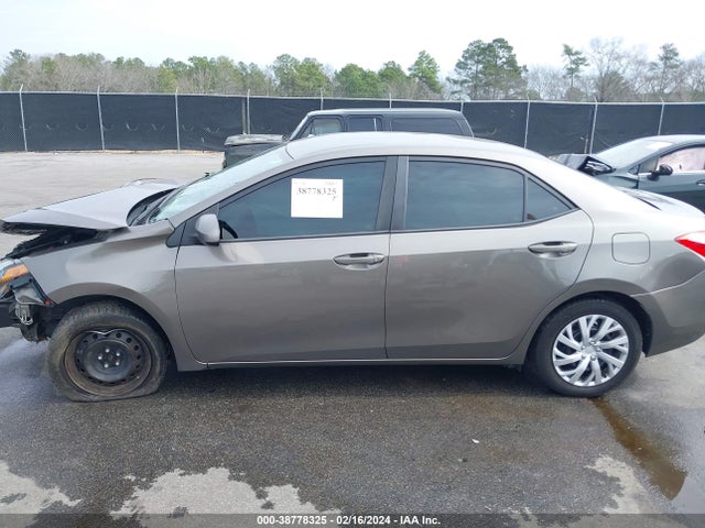Toyota COROLLA LE 2018 2T1BURHE7JC031464 Image 14