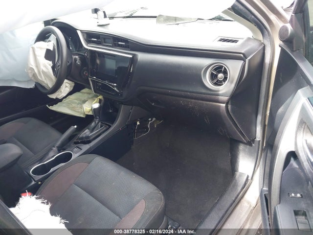 Toyota COROLLA LE 2018 2T1BURHE7JC031464 Image 5