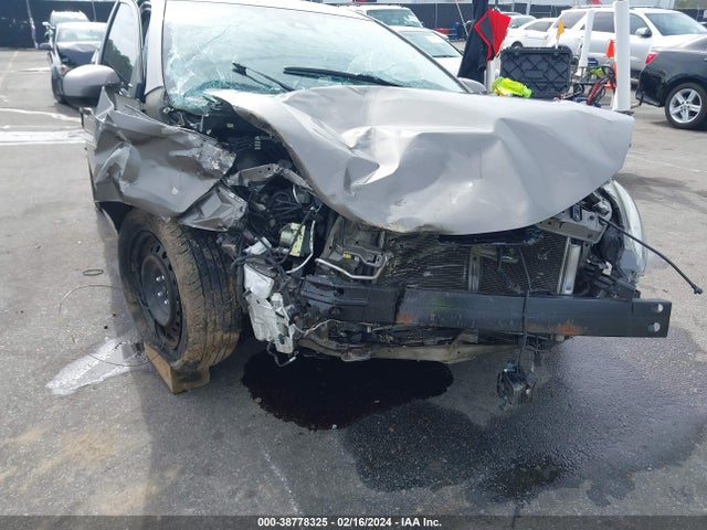 Toyota COROLLA LE 2018 2T1BURHE7JC031464 Image 6