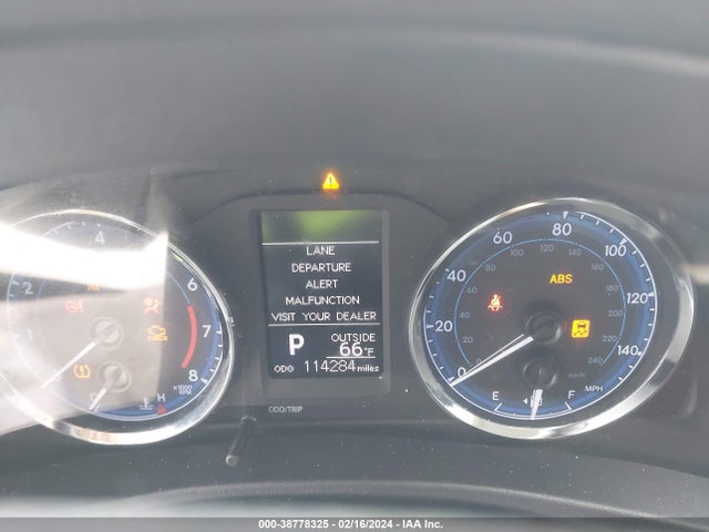 Toyota COROLLA LE 2018 2T1BURHE7JC031464 Image 7