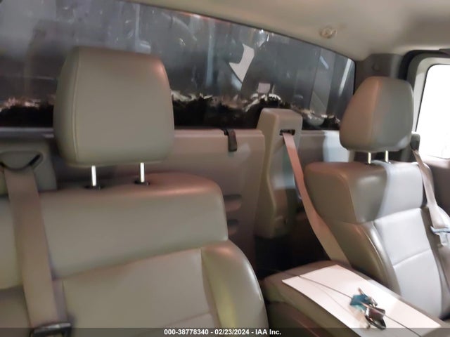 2005 FORD F-150 STX/XL/XLT VIN: 1FTRF12205NA82056
