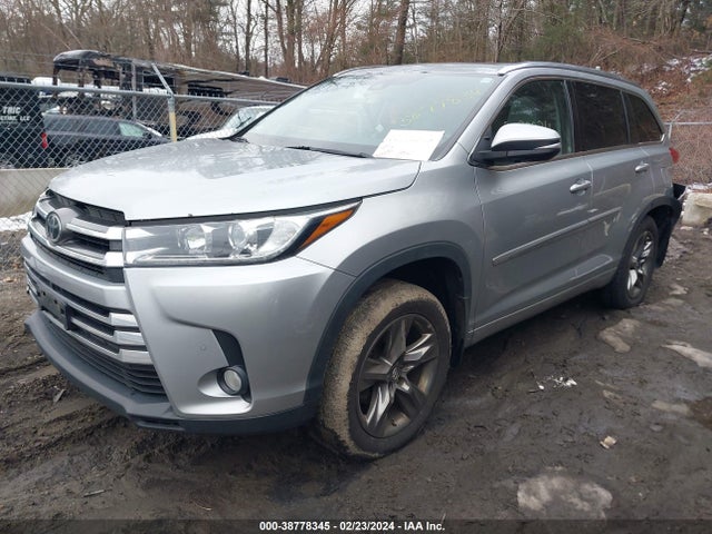 Toyota Highlander Limited Platinum 2017 5TDDZRFH9HS378660 Image 2