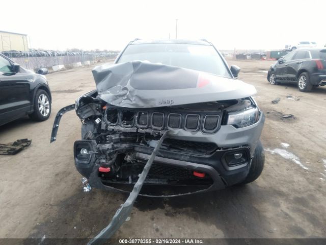 3C4NJDDB0NT122762 Jeep Compass Trailhawk 4x4