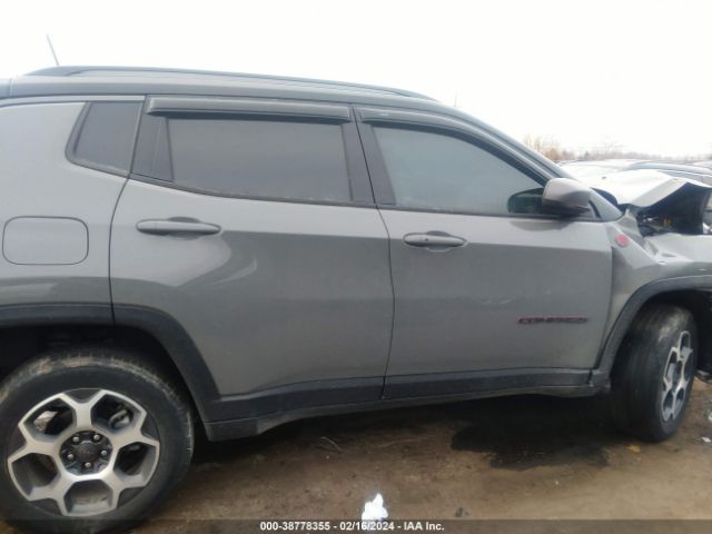 3C4NJDDB0NT122762 Jeep Compass Trailhawk 4x4