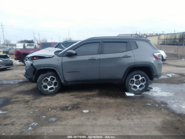 3C4NJDDB0NT122762 Jeep Compass Trailhawk 4x4