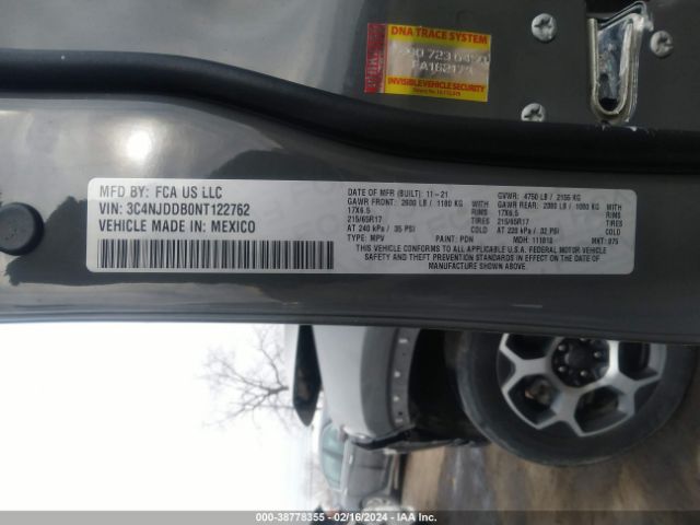 3C4NJDDB0NT122762 Jeep Compass Trailhawk 4x4