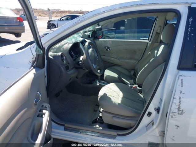3N1CN7AP7FL825020 Nissan Versa 1.6 Sl