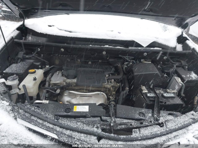 Toyota RAV4 LE 2016 2T3BFREV2GW498949 Image 10