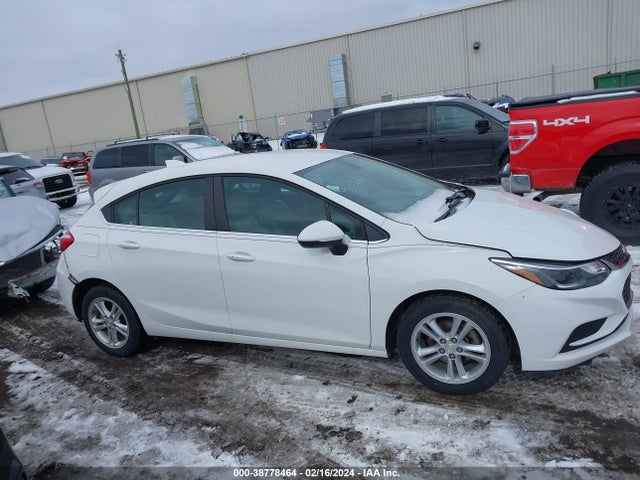 Chevrolet Cruze Lt Auto 2018 3G1BE6SMXJS521565 Image 13