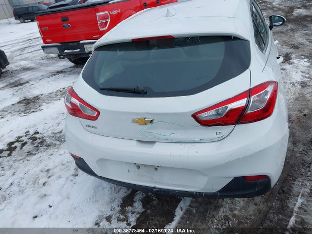Chevrolet Cruze Lt Auto 2018 3G1BE6SMXJS521565 Image 16