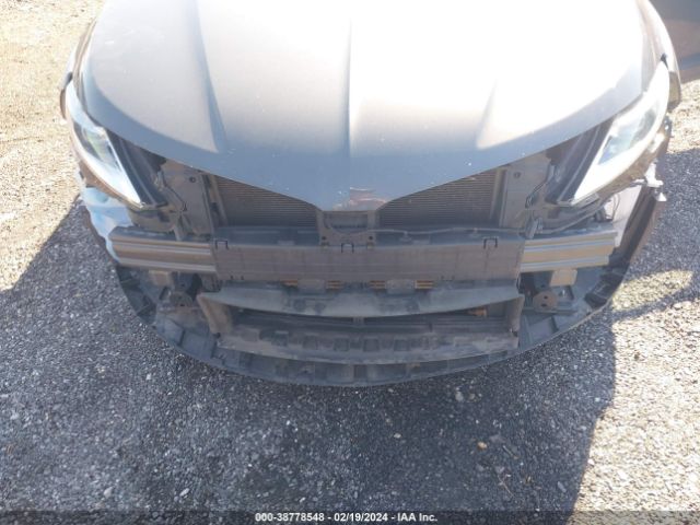 3LN6L2G95FR622597 Lincoln MKZ