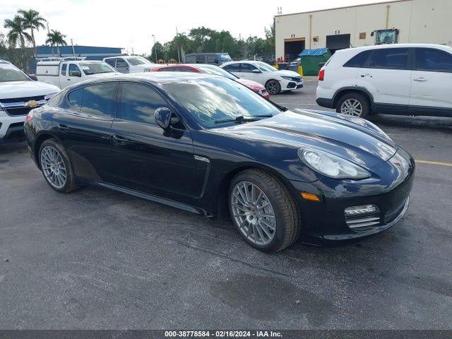2011 PORSCHE PANAMERA WP0AA2A75BL021565 Photo 0