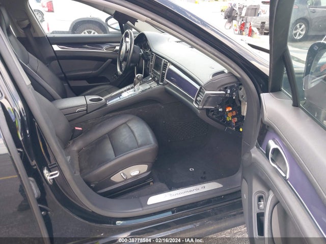 2011 PORSCHE PANAMERA WP0AA2A75BL021565 Photo 4