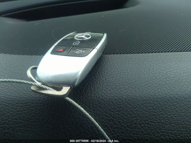 WDDZF4JB7HA133167 Mercedes-Benz E 300