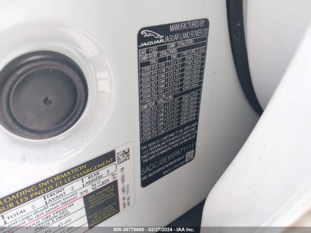 2023 JAGUAR F-PACE SADCJ2EX6PA711111 Photo 8