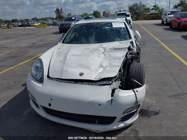 2011 PORSCHE PANAMERA WP0AA2A78BL013637 Photo 5