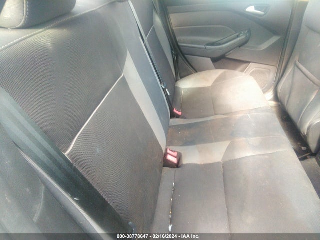 Ford FOCUS SE 2014 1FADP3F29EL340539 Image 8