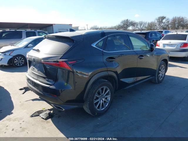 Lexus NX 300 2019 JTJYARBZ1K2151627 Image 4