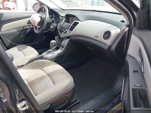 2016 Chevrolet Cruze Limited 1lt Auto მანქანა იყიდება აუქციონზე, vin: 1G1PE5SB2G7209603, აუქციონის ნომერი: 38778723
