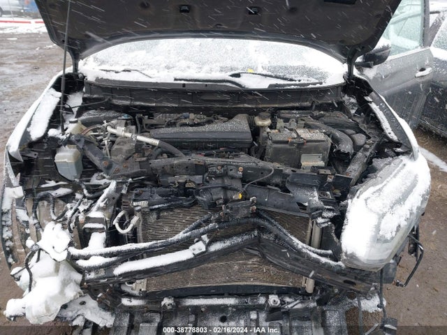Nissan ROGUE SV 2018 5N1AT2MV3JC750484 Image 10