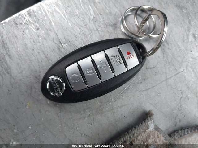 Nissan ROGUE SV 2018 5N1AT2MV3JC750484 Image 11