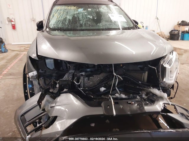 Nissan ROGUE SV 2018 5N1AT2MV3JC750484 Image 13