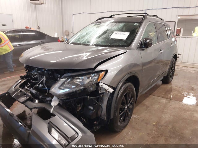 Nissan ROGUE SV 2018 5N1AT2MV3JC750484 Image 2