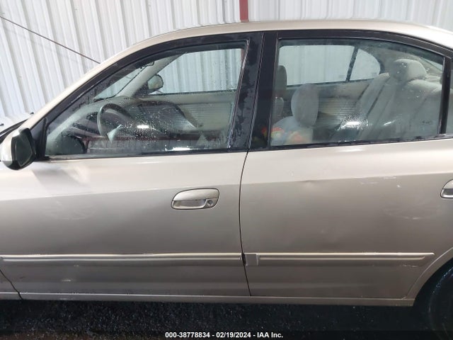 2005 HYUNDAI ELANTRA GLS/GT VIN: KMHDN46D75U971769