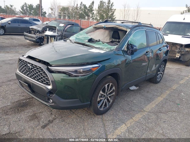 Toyota Corolla Cross Xle 2022 7MUDAAAG6NV030341 Image 2