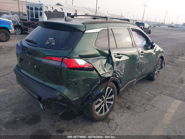 Toyota Corolla Cross Xle 2022 7MUDAAAG6NV030341 Image 4