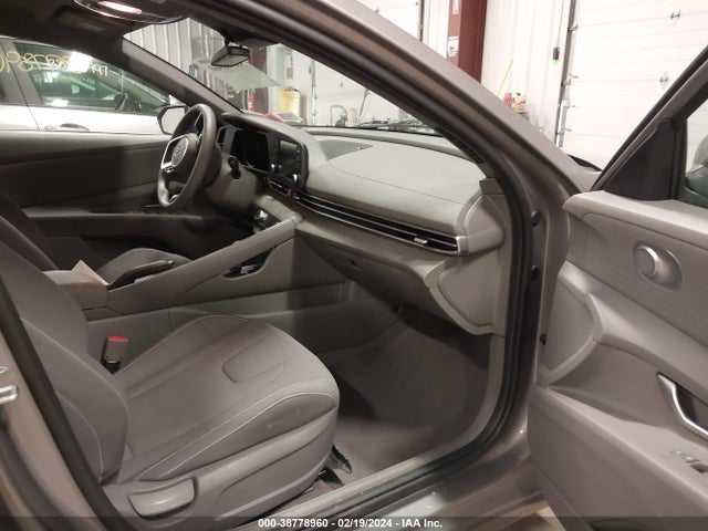 Hyundai ELANTRA SEL 2023 KMHLM4AG4PU633328 Image 5