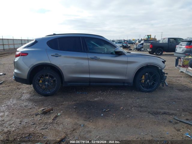ZASFAKPN5J7B84131 Alfa Romeo Stelvio Sport Awd
