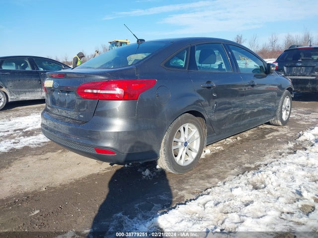 Ford FOCUS SE 2015 1FADP3F23FL202979 Image 4
