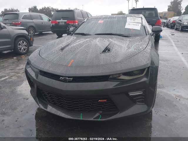Chevrolet CAMARO 2SS 2018 1G1FH1R79J0102626 Image 12