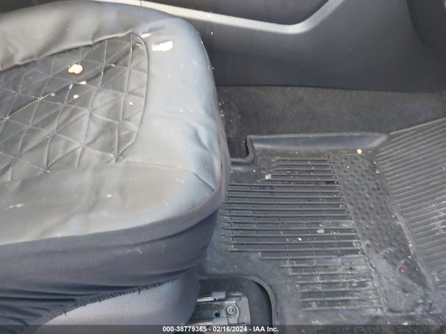 Toyota Highlander Le 2023 5TDKDRAH6PS019259 Image 5