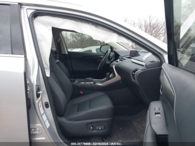 JTJBARBZXK2187922 Lexus NX 300
