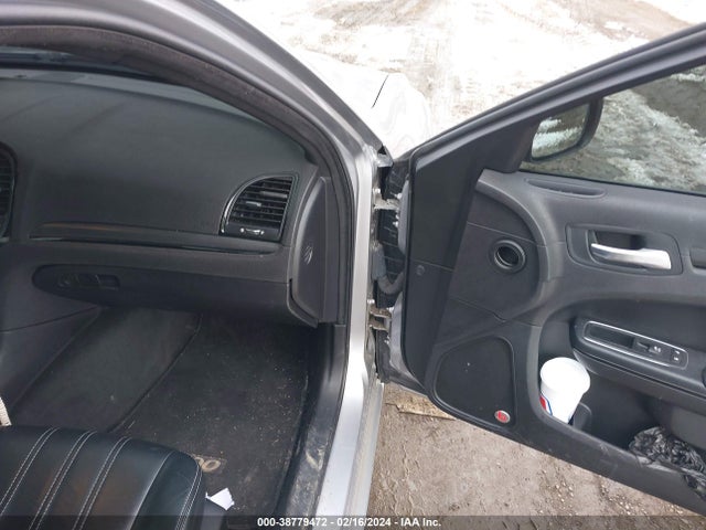 Chrysler 300 300s 2016 2C3CCABG9GH207758 Image 5
