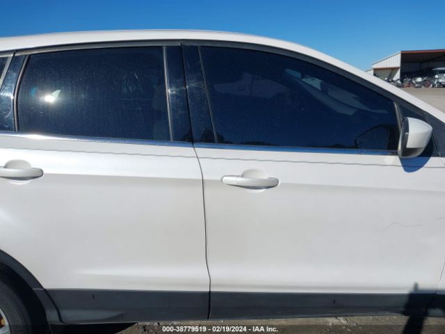 1FMCU0G90HUB91165 Ford ESCAPE SE