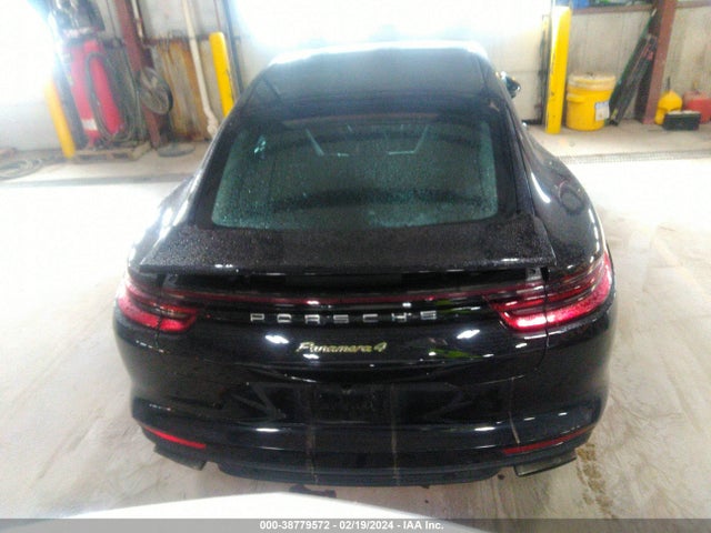 WP0AE2A77KL125530 Porsche Panamera E-hybrid 4