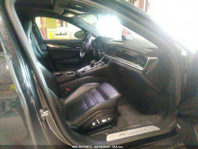 2019 PORSCHE PANAMERA E-HYBRID WP0AE2A77KL125530 Photo 4