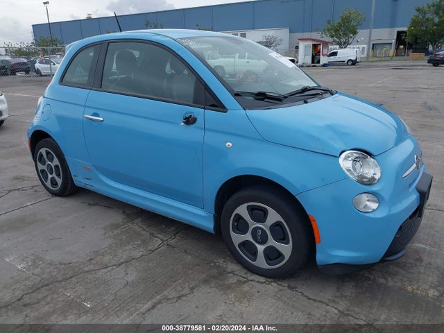 2015 FIAT 500E 3C3CFFGE5FT570267 Photo 0