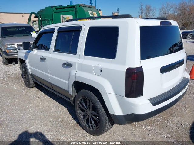 1C4NJPBA1HD136451 Jeep Patriot Sport Fwd